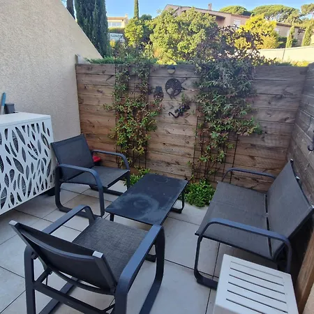 3 Pièces Climatisé Avec Piscine Et Parking Proche à - Fr-1-780-87 Appartamento *