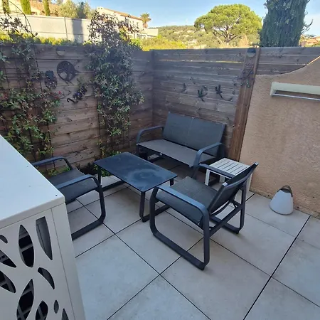Apartment 3 Pieces Climatise Avec Piscine Et Parking Proche A - Fr-1-780-87