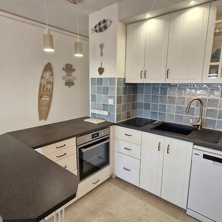 Appartamento 3 Pièces Climatisé Avec Piscine Et Parking Proche à - Fr-1-780-87 Sainte-Maxime