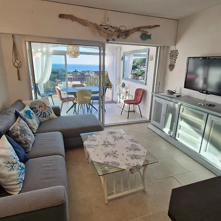 3 Pièces Climatisé Avec Piscine Et Parking Proche à - Fr-1-780-87 Sainte-Maxime