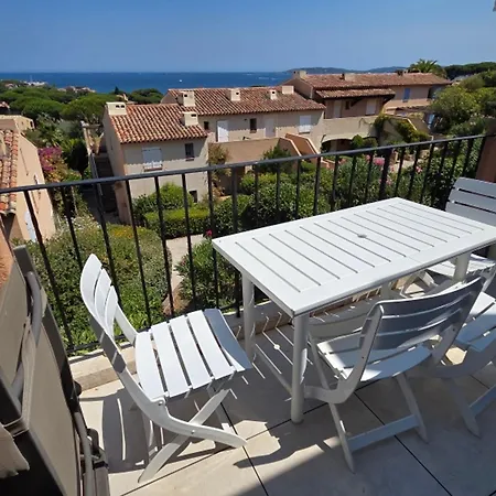 3 Pièces Climatisé Avec Piscine Et Parking Proche à - Fr-1-780-87 Sainte-Maxime