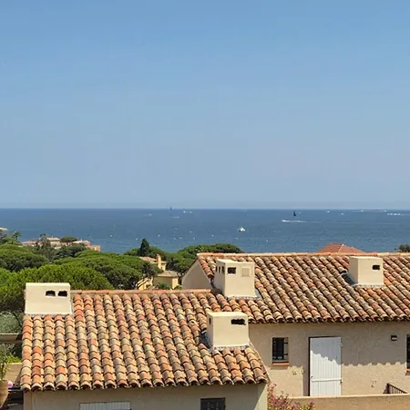 Appartamento 3 Pièces Climatisé Avec Piscine Et Parking Proche à - Fr-1-780-87